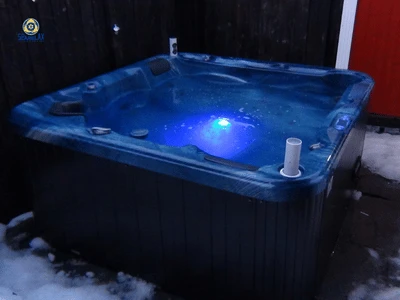 Remplacement de l'éclairage sous-marin d'un spa : un guide pratique pour les ...